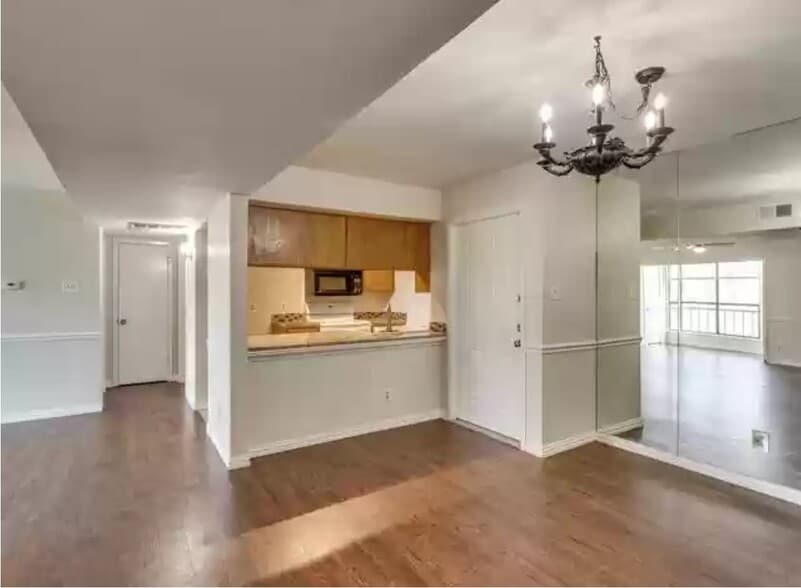 Building Photo - 11480 Audelia Rd