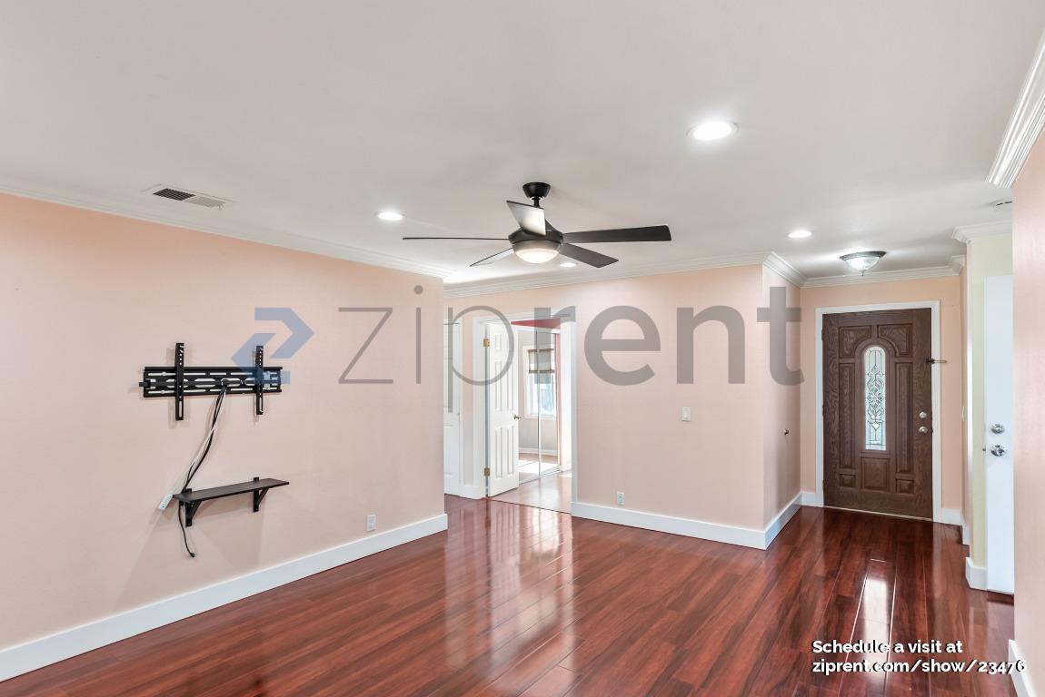 Building Photo - 1656 Messina Dr