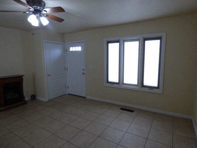 Building Photo - 1311 Edenton Dr