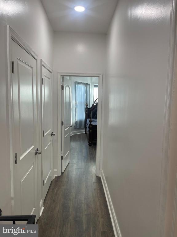 Building Photo - 537 E Tulpehocken St