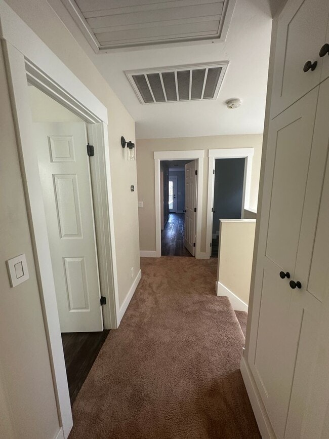 Building Photo - Charming Home in Winters, CA