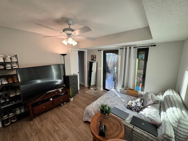 Building Photo - 8535 Boca Rio Dr