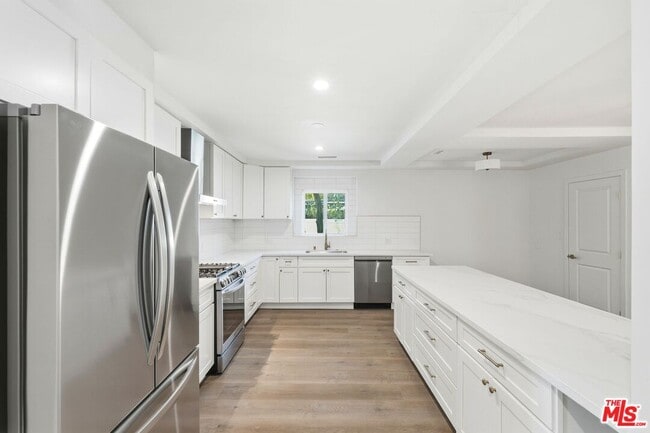 Building Photo - 12455 Milbank St