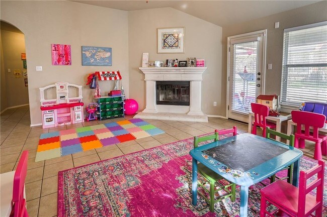 Building Photo - 10705 Casitas Dr