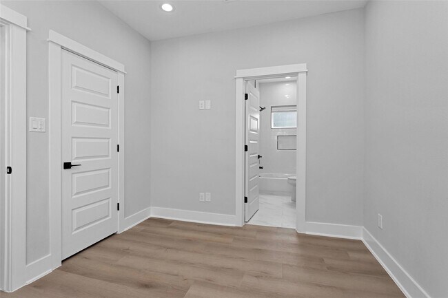 Building Photo - 1616 Euel St