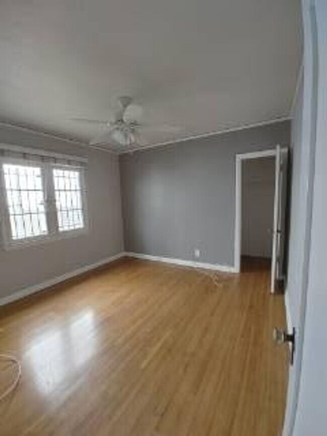 Building Photo - 169