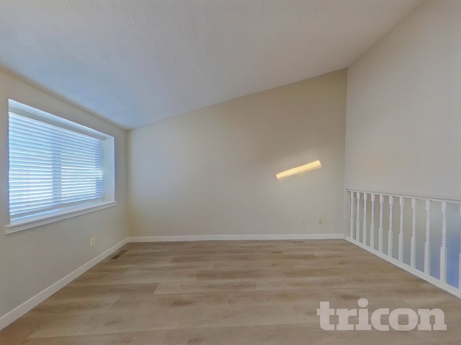 Building Photo - 2435 Shawnee Dr