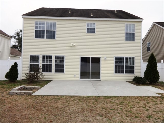 Building Photo - 210 Flat Rock Ter