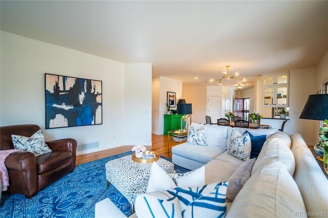 Building Photo - 4212 E Orchard Pl