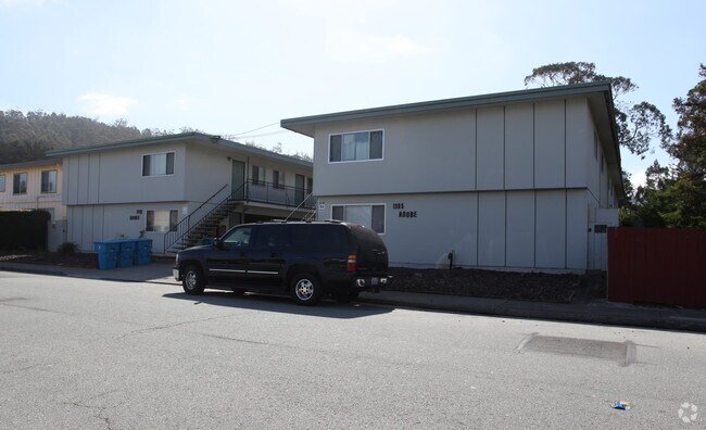 Building Photo - The Adobe Apartments