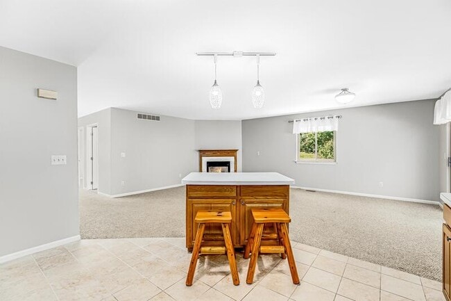 Building Photo - 7041 South Bluewater Drive - 1