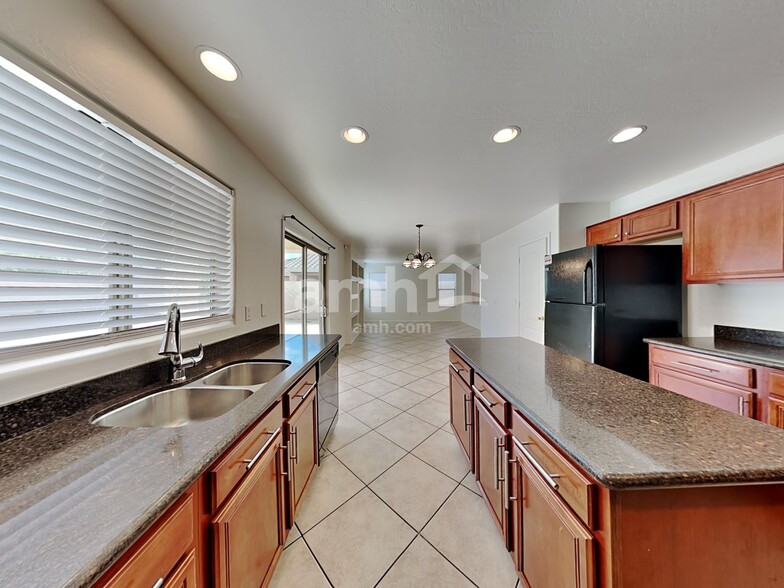 Building Photo - 7225 W Williams St