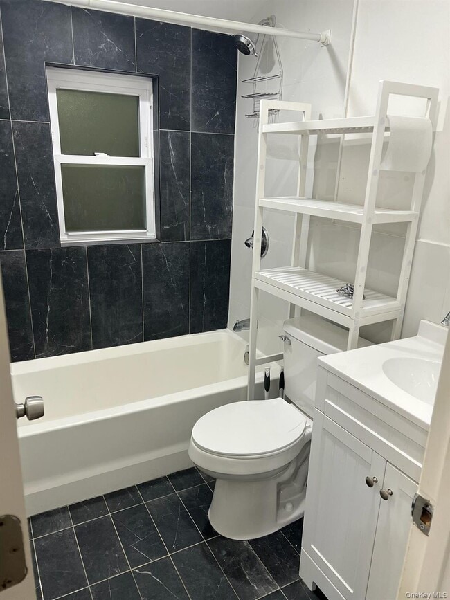 Building Photo - 144-10 230th Pl