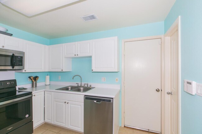 Building Photo - 91-1031 Kaimalie St. #4C3 - TJackson | 91-...