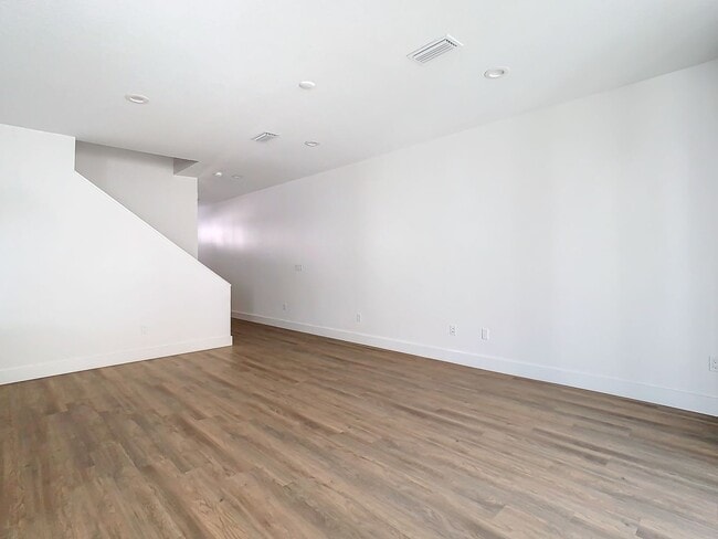 Building Photo - Malena Park - Brand New Townhouse Availabl...