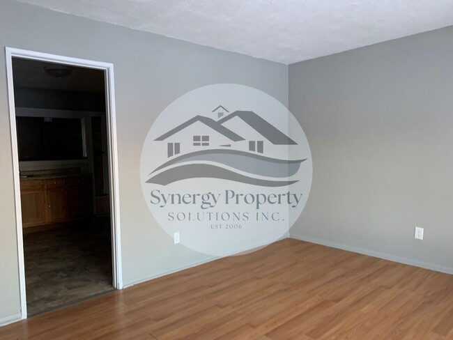 Building Photo - OWN YOUR OWN HOME IN MADISON!