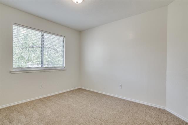 Building Photo - 2708 Cornell Dr