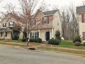 Building Photo - 3BR Home in Huntersville