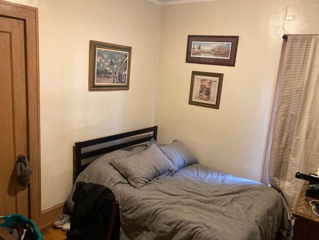 Building Photo - 2937 N Frederick Ave