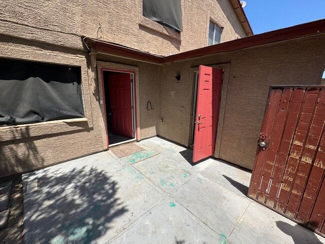 Primary Photo - West Phoenix 2br Townhome