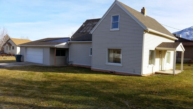 Building Photo - Charming 3 bed 1 bath House for rent in Sa...