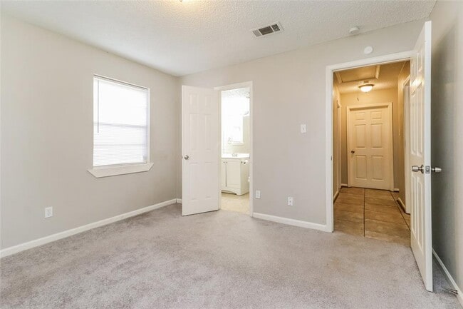 Building Photo - 26731 Cypress Rd