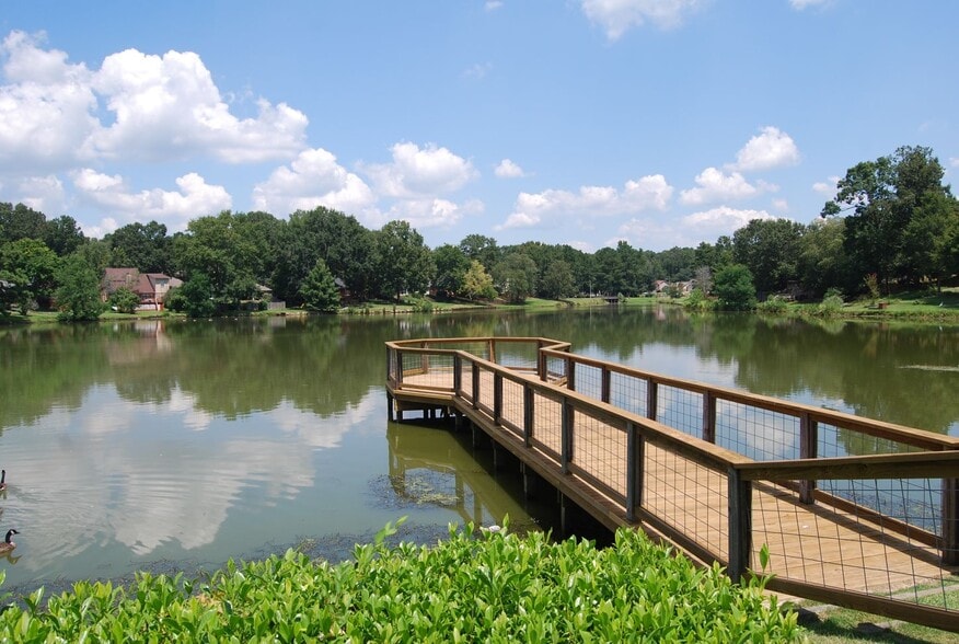 Building Photo - 304 Indian Summer Ln