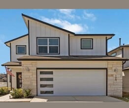 Building Photo - 105 New Hvn St