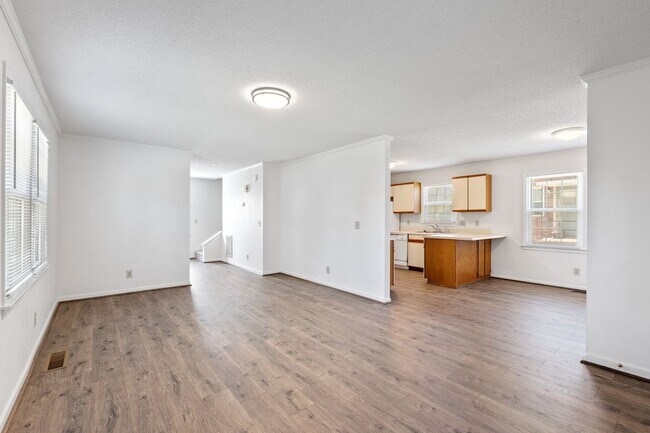 Building Photo - 203 Lancaster Ave