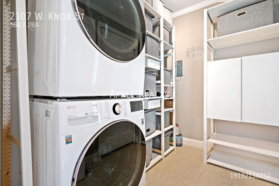 Building Photo - 2107 W Knox St