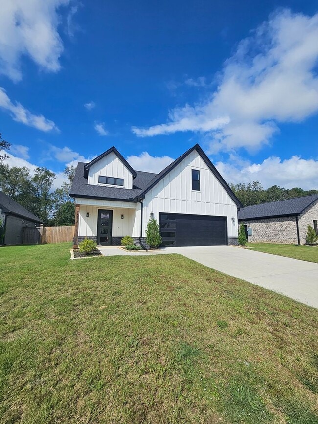 Building Photo - 7233 Havenwood Dr