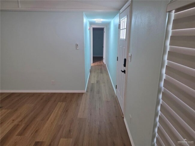 Building Photo - 23 E 28th St