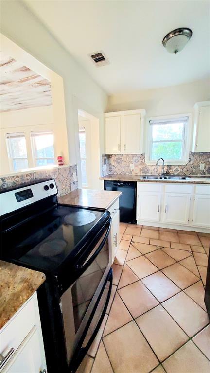 Building Photo - 2421 Cleburne St