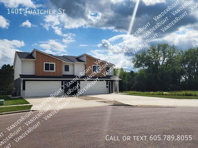 Building Photo - 1401 Thatcher St