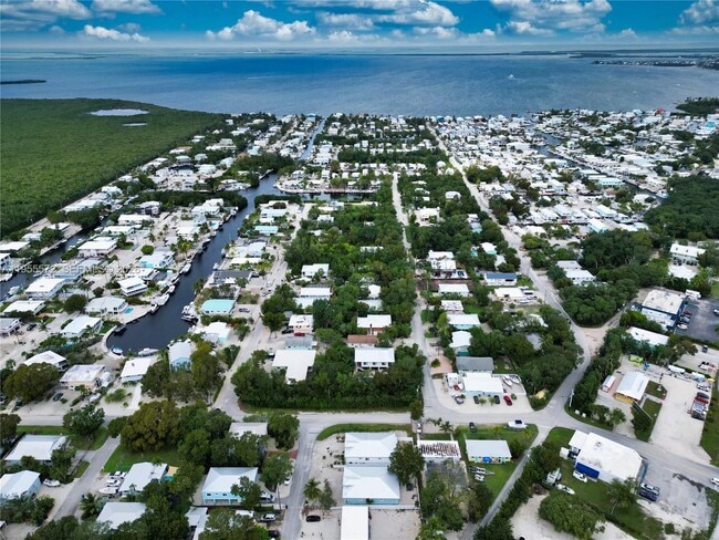 Building Photo - 640 Colson Dr