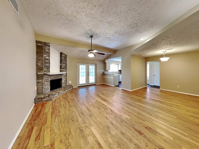 Building Photo - 410 Buoy Rd