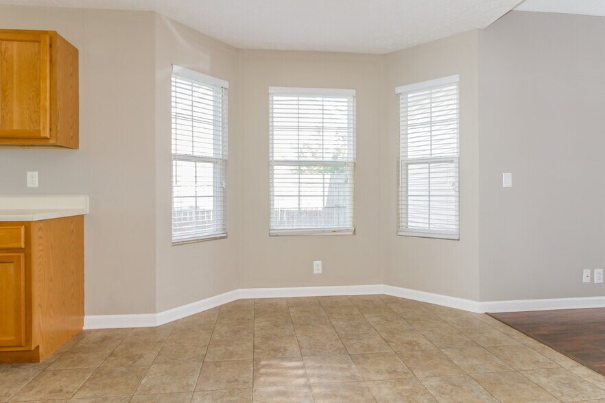 Building Photo - 2612 Apostle Ln