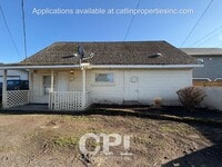 Building Photo - 323.5 15th Ave