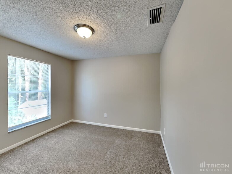 Building Photo - 4920 Traskwood Ct