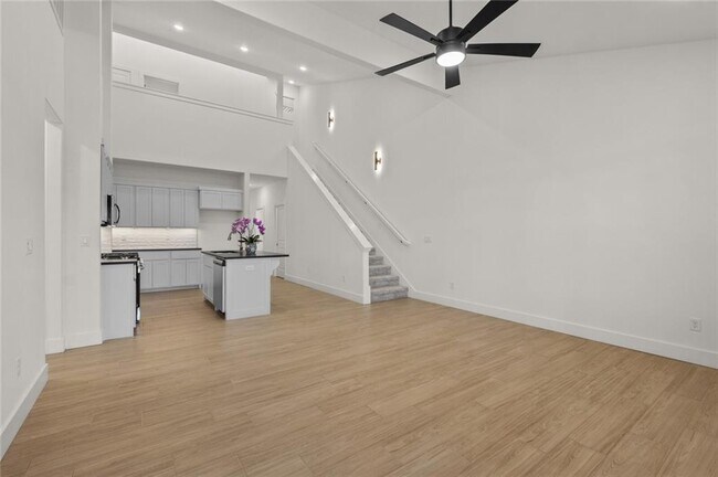 Building Photo - 712 Sun Mdws Lp