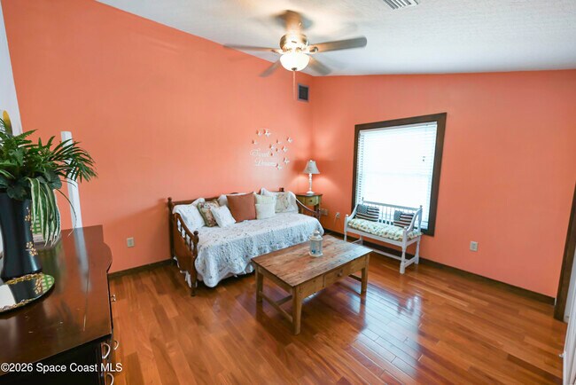 Building Photo - 2230 Sykes Creek Dr