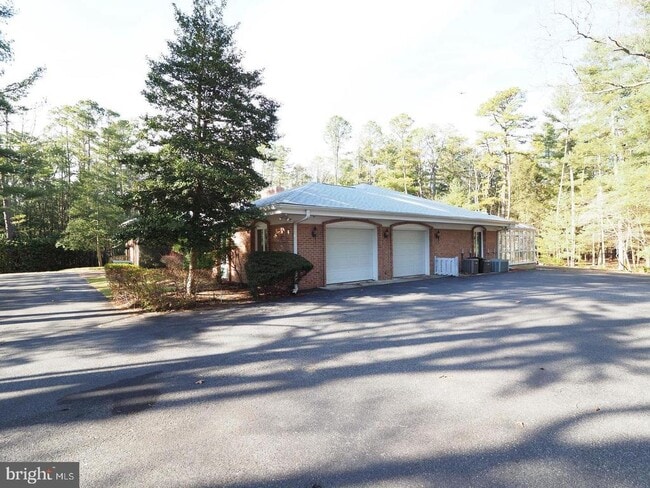 Building Photo - 600 Glenside Rd