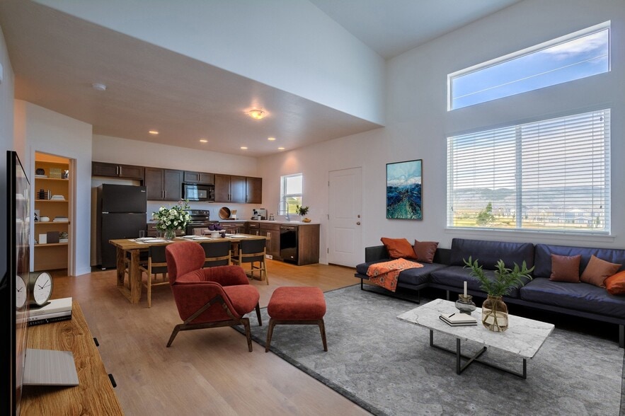 Building Photo - Rockwell Village