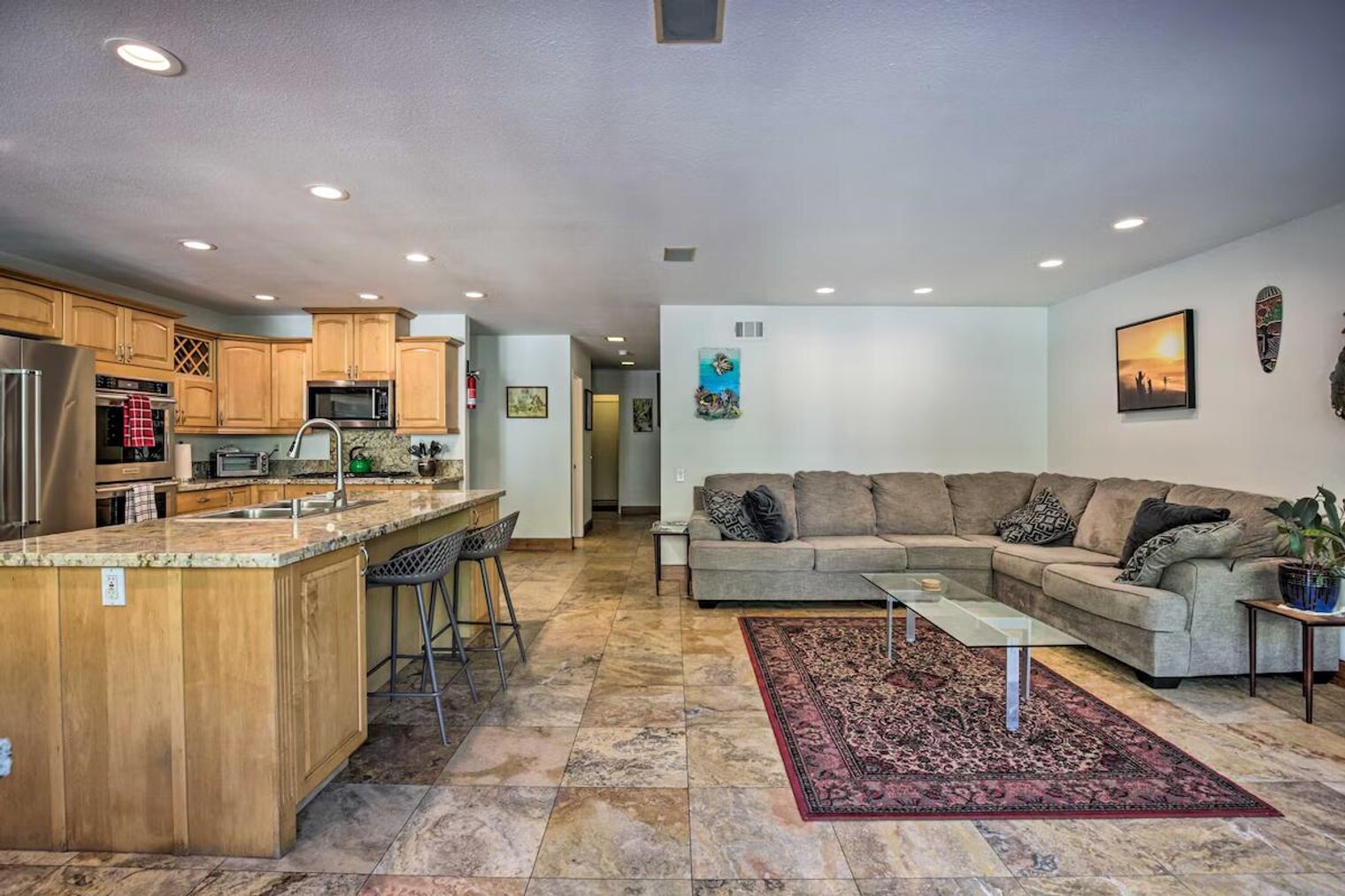 Building Photo - 939 Begonia Ct