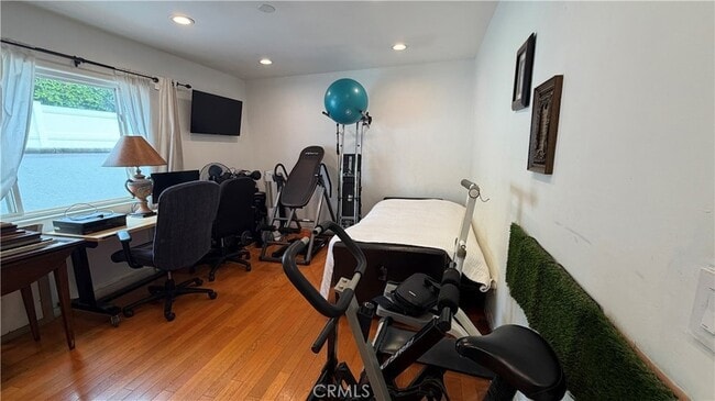 Building Photo - 5855 Shirley Ave