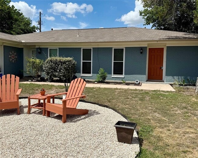 Building Photo - 1304 Parsons Dr