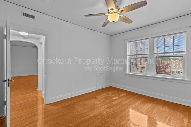 Building Photo - 7338 Forsyth Blvd