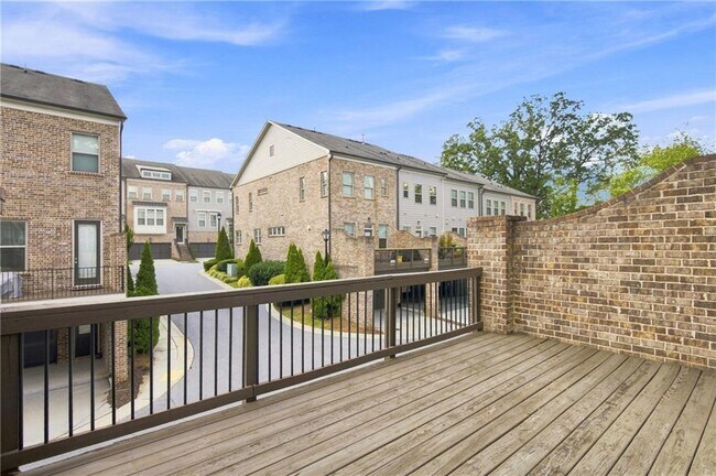 Building Photo - 3573 Parkside Wy