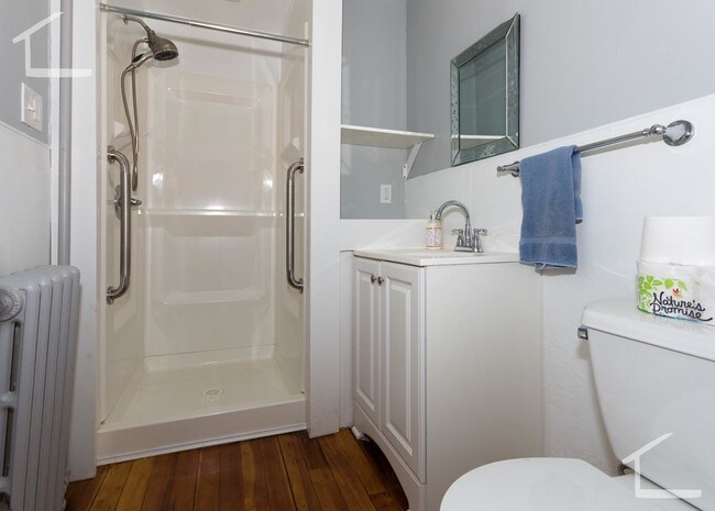 Building Photo - 116 Pearson Ave