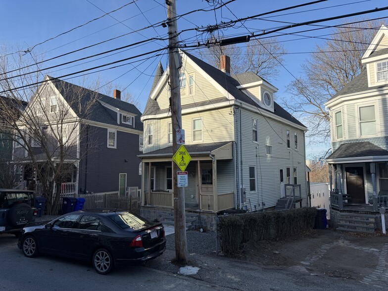 Building Photo - 56 Grampian Way